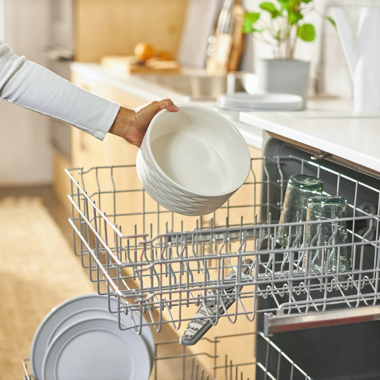 Frisco Geometric Non-skid Ceramic Dog Bowl - Image 3