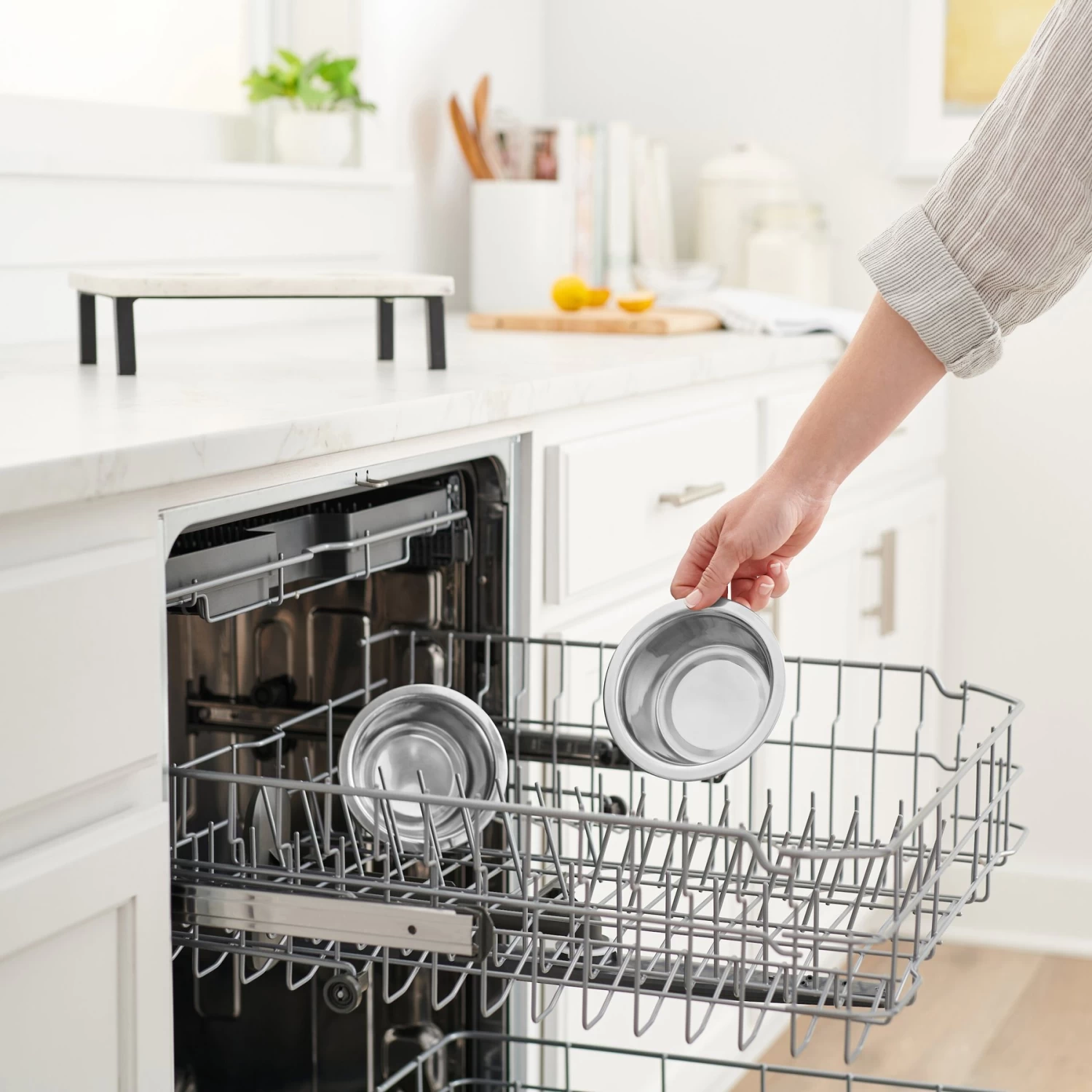 Frisco Marble Elevated Stainless Steel Double Diner Dog & Cat Bowls - Image 6