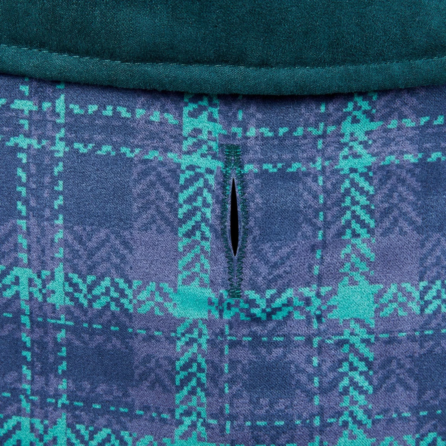 Frisco Mediumweight Reversible Dog & Cat Coat - Image 6